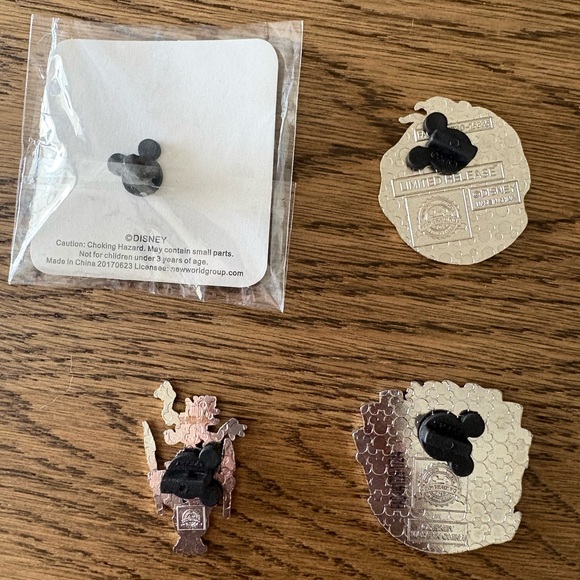 Disney Limited Release Enamel Pin Collection - Picture 2 of 2